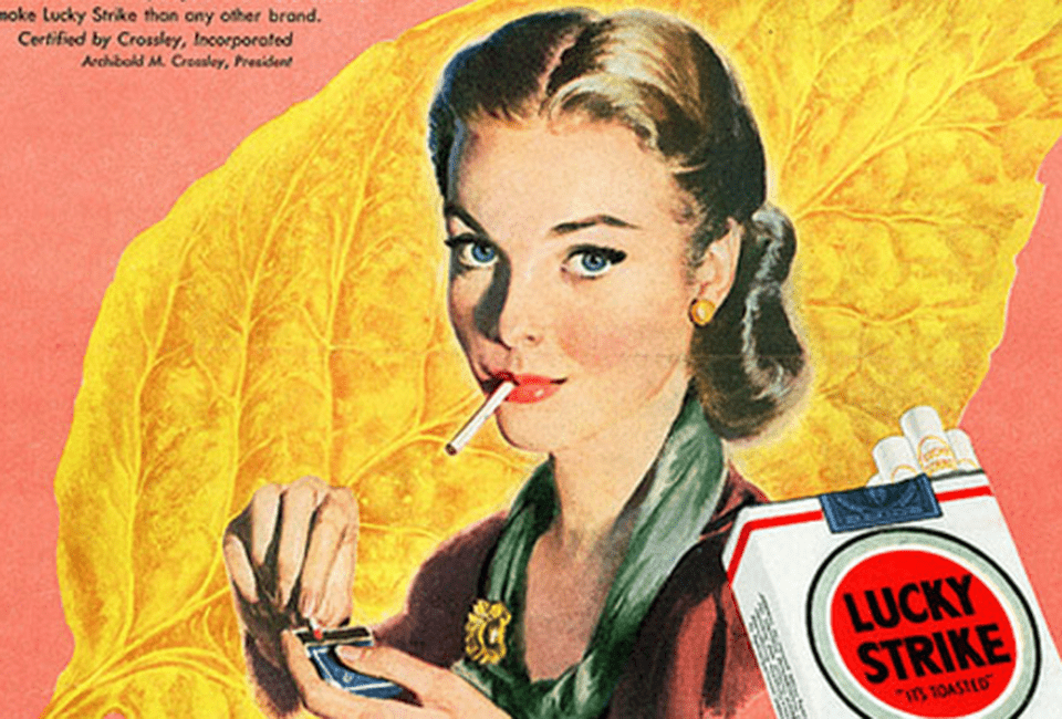 Propaganda de una mujer fumando, simbolo de reveldia